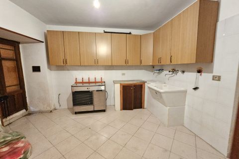 Landsbyhus i Collesano, Palermo, Collesano - € 49.000 | Ref: 10637 - foto 2